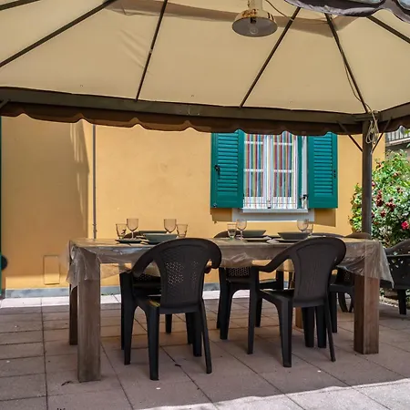 Guesthost - La Casa Di Moro * Borghetto di Vara